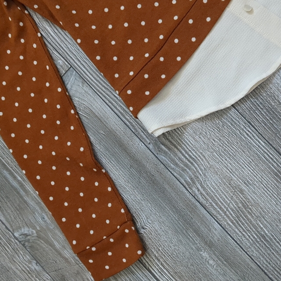 Monteau Tan and Cream Polka Dot Collared Sweater Small - Picture 4 of 6